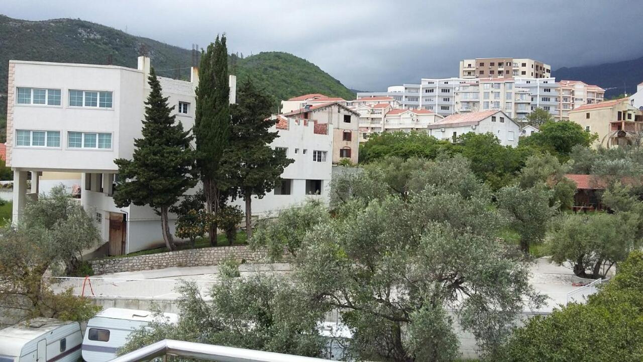 Apartmani Becici 外观 照片